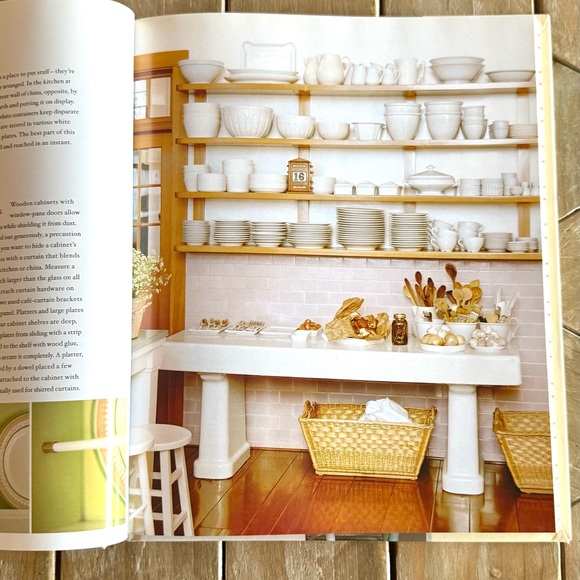 Vintage Hardcover Martha Stewart “Good Things for Organizing”, 2001 - Picture 14 of 15